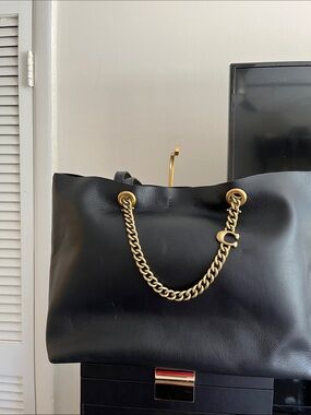 Coach Signature Chain Central Tote